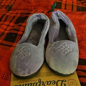 Dearfoam Purple Slip-On Slippers